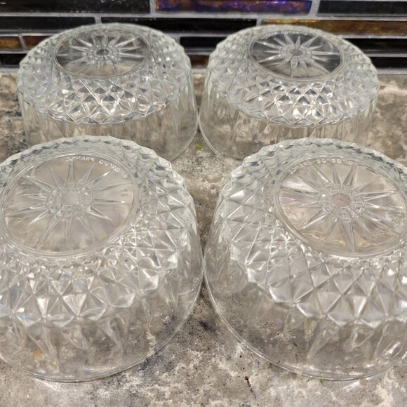 ARCOROC FRANCE STARBURST SET OF 4 GLASS 4" BERRY FRUIT DESSERT SERVING BOWLS MCM - Picture 4 of 12